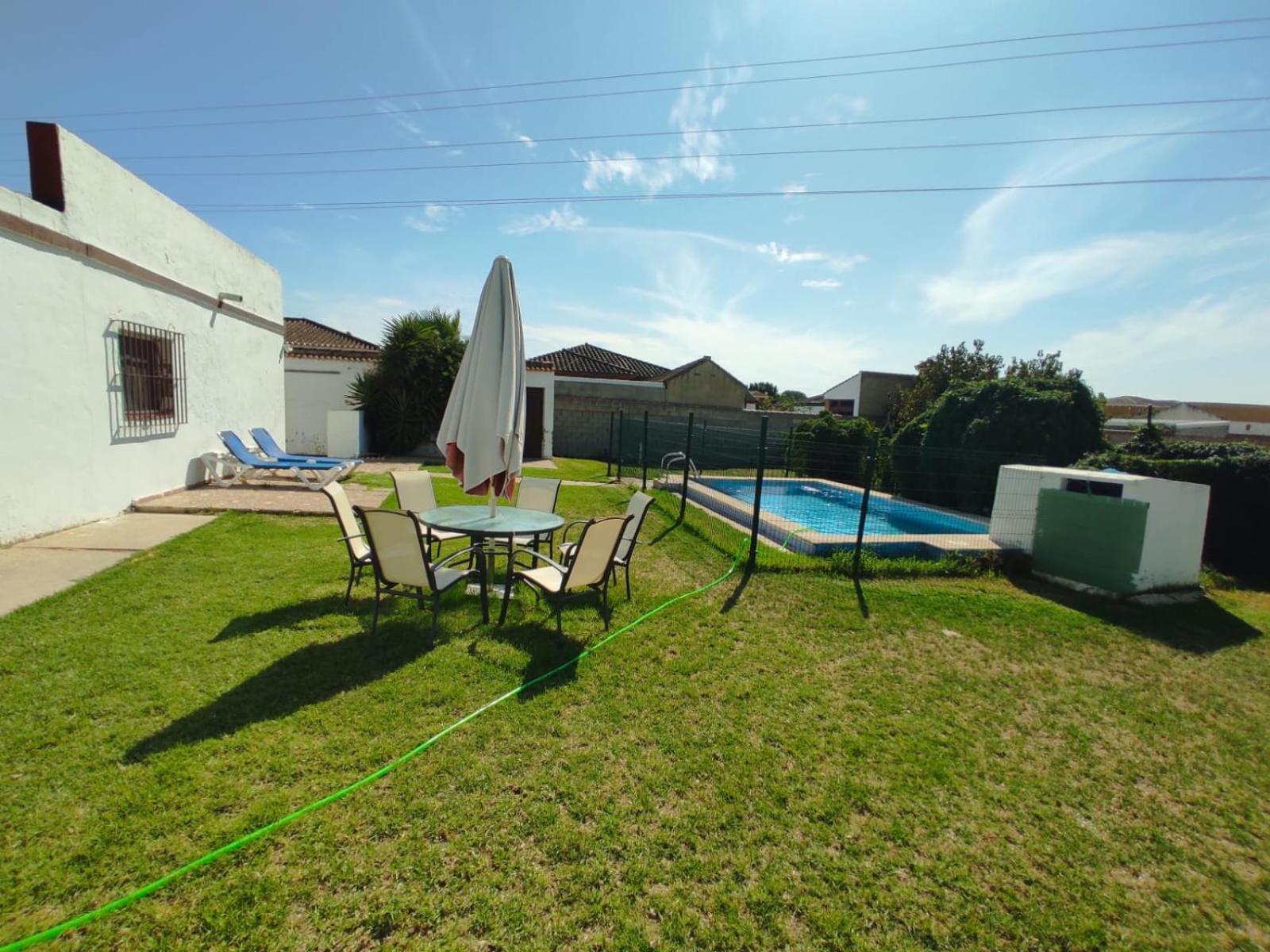 Casa Rural Con Piscina Verdugo El Puerto de Santa Maria Exterior photo