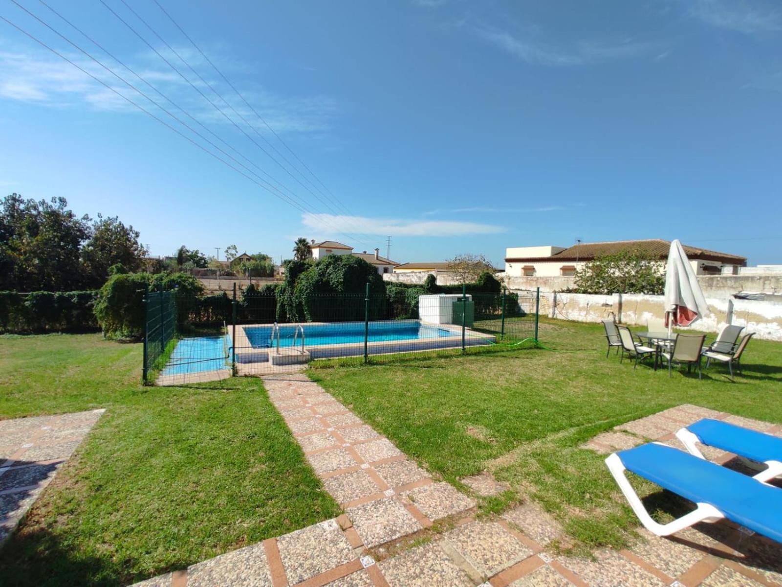 Casa Rural Con Piscina Verdugo El Puerto de Santa Maria Exterior photo